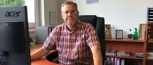 Olaf Hilbig in seinem Büro