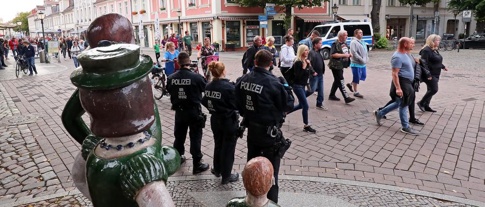 Die unangemeldete Demo führte durch die Brandenburger Straße.
