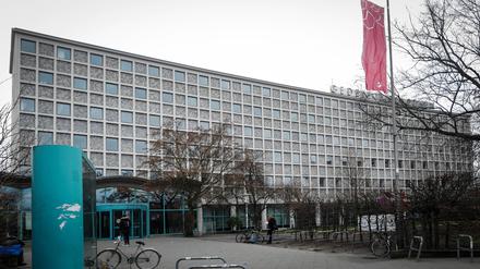 Kommt später. Noch im Koalitionsvertrag hatte sich die rot-grün-rote Regierung auf einen ZLB-Baustart im Jahr 2026 verständigt.