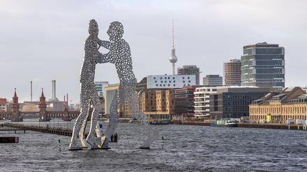 Rund 573,7 Millionen Euro wollen die Unternehmen demnach in den Standort Berlin investieren – ein Plus von 26 Prozent gegenüber dem Halbjahr 2021. 