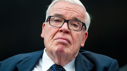 Klaus-Michael Kühne gehört ein Teil der Lufthansa. 