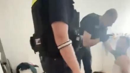 Der Einsatz in der Wohnung der syrischen Familie.