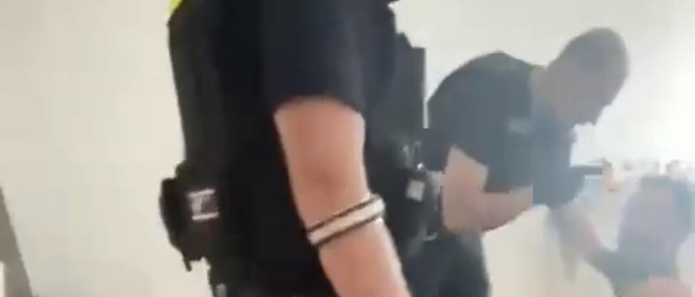 Der Einsatz in der Wohnung der syrischen Familie.