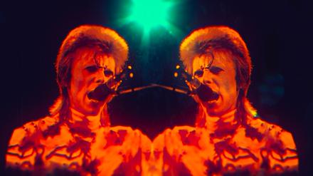 Pop-Chamäleon. Zwei der vielen Gesichter von David Bowie.