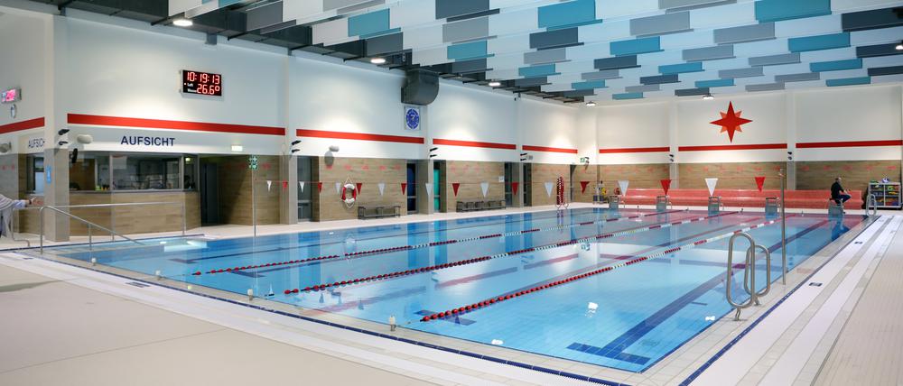 Schwimmbadbahnen wie hier im Kiezbad Am Stern sind in Potsdam noch zu wenig vorhanden. Das soll sich ändern.