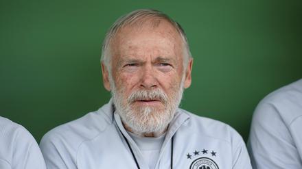 Trainer Hermann Gerland