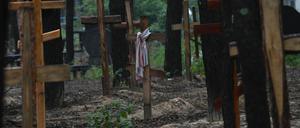 Mindestens 440 Gräber wurden in Isjum gefunden.