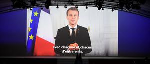 Der französische Präsident Macron bei einer Videoansprache an den LREM-Kongress.