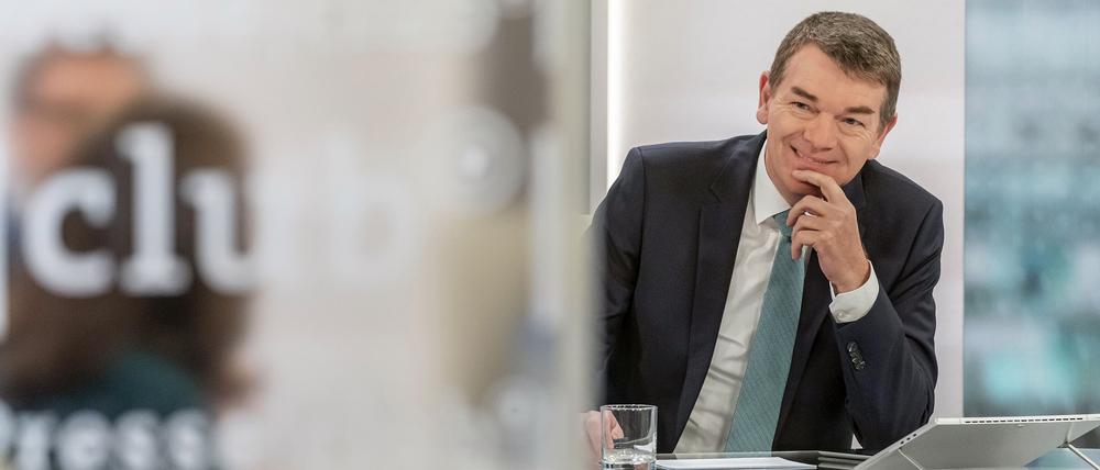 WDR-Programmdirektor Jörg Schönenborn gehört zum Moderatorenteam des „Presseclub“, der sonntäglichen Talksendung im Ersten. 