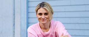 In ihrem Film „Over & Out“ steht die gebürtige Neuköllnerin, Julia Becker, nicht nur hinter, sondern auch vor der Kamera. 