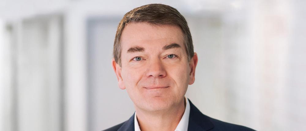Als einer von zwei Programmdirektoren des WDR gilt Jörg Schönenborn als aussichtsreicher Kandidat für die Wahl eines neuen Intendanten. Der Rundfunkrat des ARD-Senders will darüber am 27. Juni entscheiden.