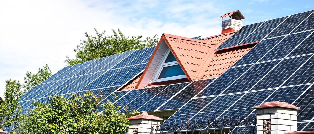 Viele würden gern mit Solaranlagen Energiekosten senken.