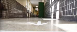 Im Rückwärtsgang: Mit der Renovierung und den Neubauten an der Johanna-Eck-Schule wird nicht vor 2027 begonnen.