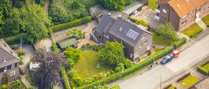 Jeder Immobilienbesitzer in Deutschland muss die neue Grundsteuererklärung ausfüllen. 