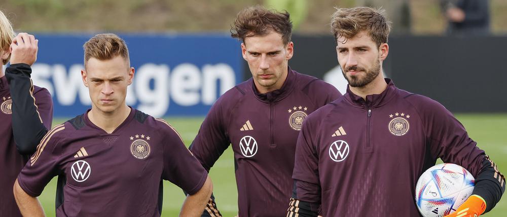 Joshua Kimmich (l.) und seine Teamkollegen müssen in der Katar-Frage Haltung zeigen.