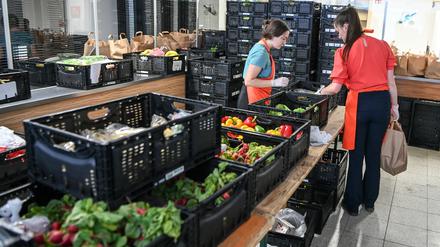 Obst und Gemüse sind bei den Tafeln in Deutschland derzeit Mangelware.