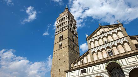 Ein Bild von der Toskana: Der Domplatz von Pistoia mit der Kathedrale San Zeno. Das traditionelle Traumziel vieler Deutscher wird immer öfter von rechts regiert, auch von weit rechts. 