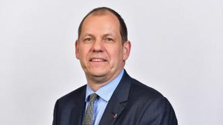 Ralf Roggenbuck vertritt den Deutschen Beamtenbund Berlin und Deutschen Beamtenbund Brandenburg