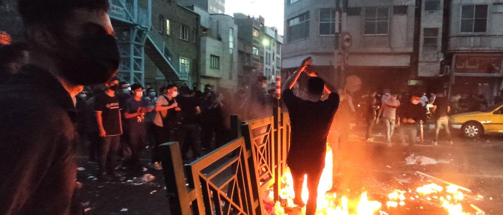 Die Proteste im Iran werden immer heftiger.
