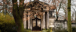 Im Herbst besonders stimmungsvoll: Der Evangelische Friedhof am Südstern. 
