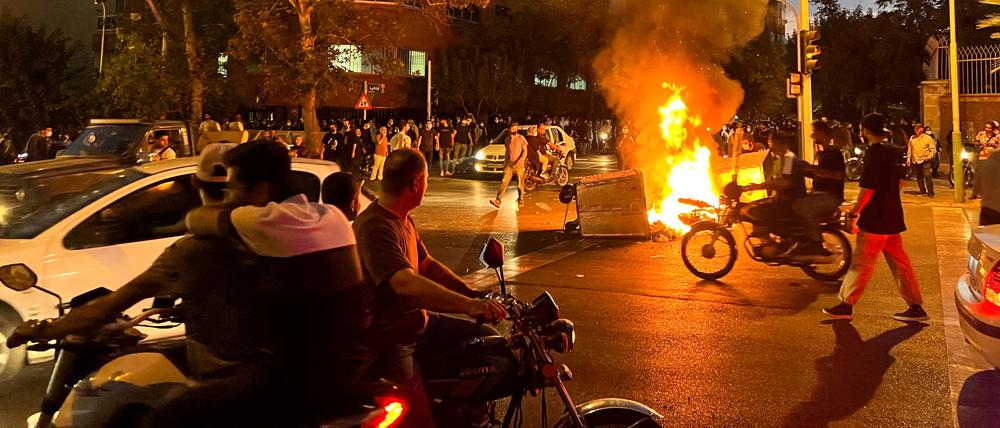 Proteste nach dem Tod einer jungen Frau im Iran.