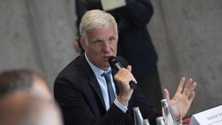 Um die Berliner Wirtschaft weiter zu stärken, fordert Wirtschaftssenator Stephan Schwarz (parteilos) eine Energiepreisbremse vom Bund.