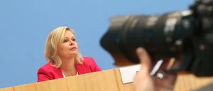 Nancy Faeser (SPD), Bundesinnenministerin, bei der Bundespressekonferenz am Mittwoch