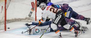 In der Schlussphase der Partie verloren die Eisbären die Kontrolle.