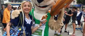 Rita Solaro im Dirndl. Fast schon ein normales Kostüm für ihre Verhältnisse.