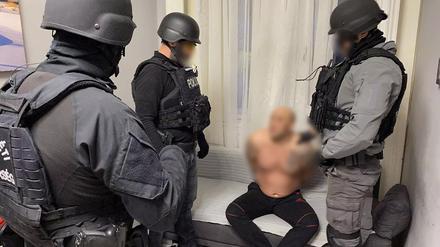 Das Landeskriminalamt Berlin und das ungarische National Bureau of Investigation THB Unit haben mit Unterstützung von Europol die Köpfe einer kriminellen Bande festnehmen können.