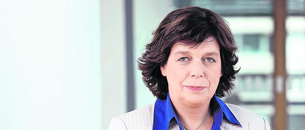 Sabine Rossbach, Direktorin des NDR Landesfunkhauses Hamburg, stellt ihr Amt im April 2023 zur Verfügung und wird den Sender im Oktober 2023 verlassen.