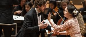 Josh Lovell (Gérald) und Aigul Khismatullina (Lakmé)