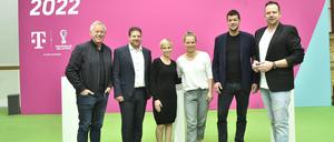 Das WM-Team von Magenta TV um Johannes B. Kerner (l.)