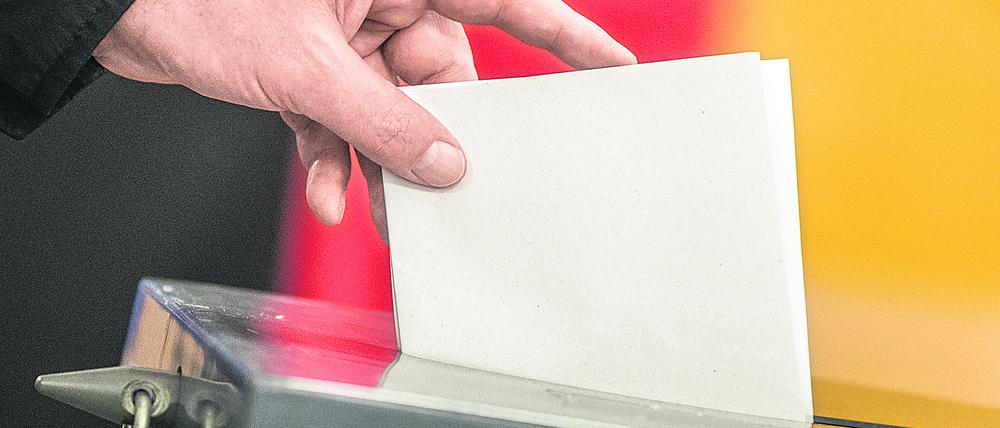 Die Gutachter des Wissenschaftlichen Dienstes sehen wenig Spielraum für eine Ausweitung des Wahlrechts.