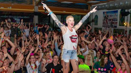 Melanie Müller am 26. April 2019 bei der Eröffnung des „Bierkönigs“ am Ballermann auf Mallorca.