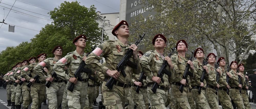 Russische Soldaten in Sewastopol, Ukraine.
