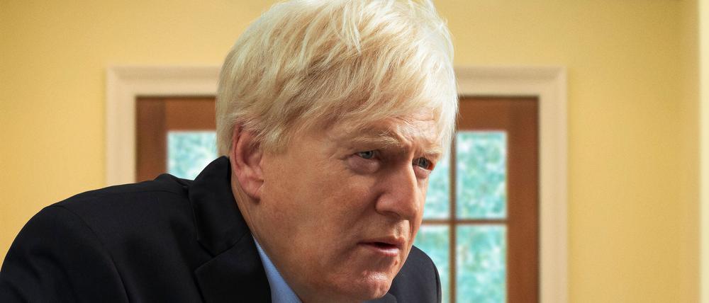 Kenneth Branagh als Boris Johnson.