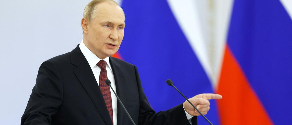 Russian President Vladimir Putin gives a speech during a ceremony formally annexing four regions of Ukraine Russian troops occupy - Lugansk, Donetsk, Kherson and Zaporizhzhia, at the Kremlin in Moscow on September 30, 2022. (Photo by Dmitry ASTAKHOV / SPUTNIK / AFP)