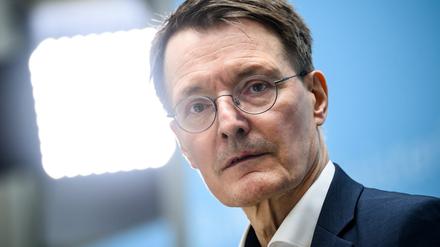 Karl Lauterbach (SPD) bei einer Pressekonferenz im Bundesministerium für Gesundheit.