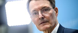 Karl Lauterbach (SPD) bei einer Pressekonferenz im Bundesministerium für Gesundheit.