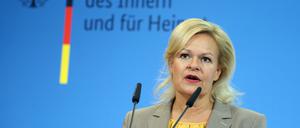 Innenministerin Nancy Faeser sieht die Bundespolizei gut gerüstet angesichts möglicher weiterer hybrider Attacken.