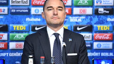 Lars Windhorst kritisiert die Berliner Vereinsführung scharf.