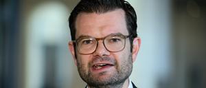  Das Bundesjustizministerium will eine engere Zusammenarbeit von Strafverfolgungs- und Ausländerbehörden fördern (Symbolbild).