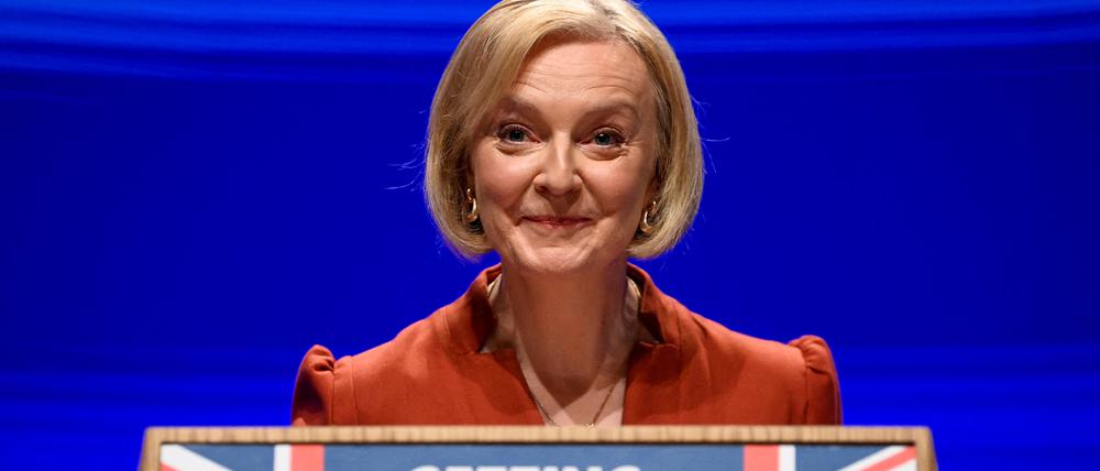 Liz Truss setzte sich ein Ziel von 2,5 Prozent Wirtschaftswachstum in Großbritannien. Foto: Reuters/Toby Melville