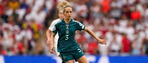 Für Nationalspielerin Kathrin Hendrich ist der EM-Hype noch immer vorhanden. Nun liege es am DFB-Team, im Duell mit Frankreich eine gute Leistung zu zeigen und die Entwicklung so weiter voranzutreiben.