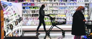 Die Deutschen kaufen so wenig wie schon lange nicht mehr.