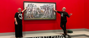 Zwei Klimaaktivisten haben sich am 9. Oktober 2022 in Melbourne an einem Picasso-Gemälde festgeklebt.
