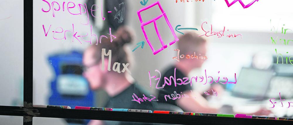 Per Stipendium marktreif werden. Den jungen Gründerinnen und Gründern wird mit einem Förderprogramm geholfen.