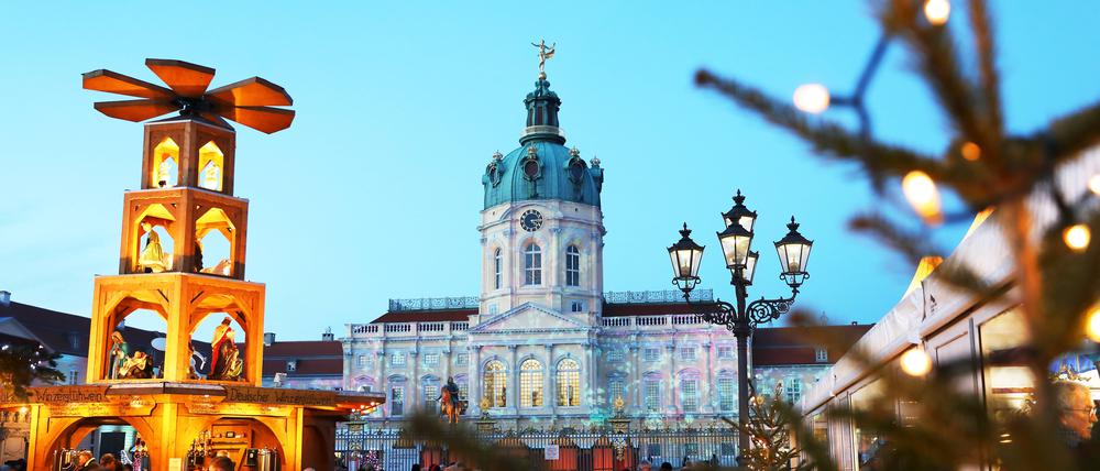 Den Weihnachtsmarkt vor dem Schloss Charlottenburg gibt es seit dem Jahr 2007.