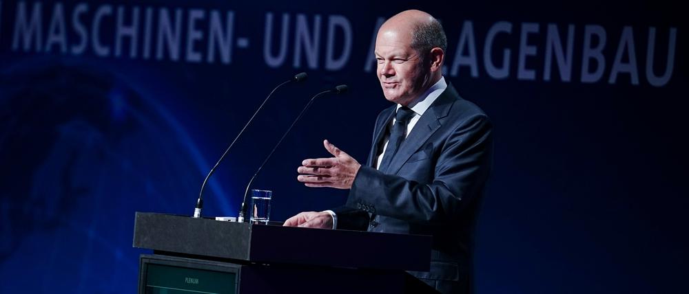 Bundeskanzler Olaf Scholz (SPD) sprach beim 13. Deutschen Maschinenbaugipfel des Verbands Deutscher Maschinen- und Anlagenbau (VDMA).